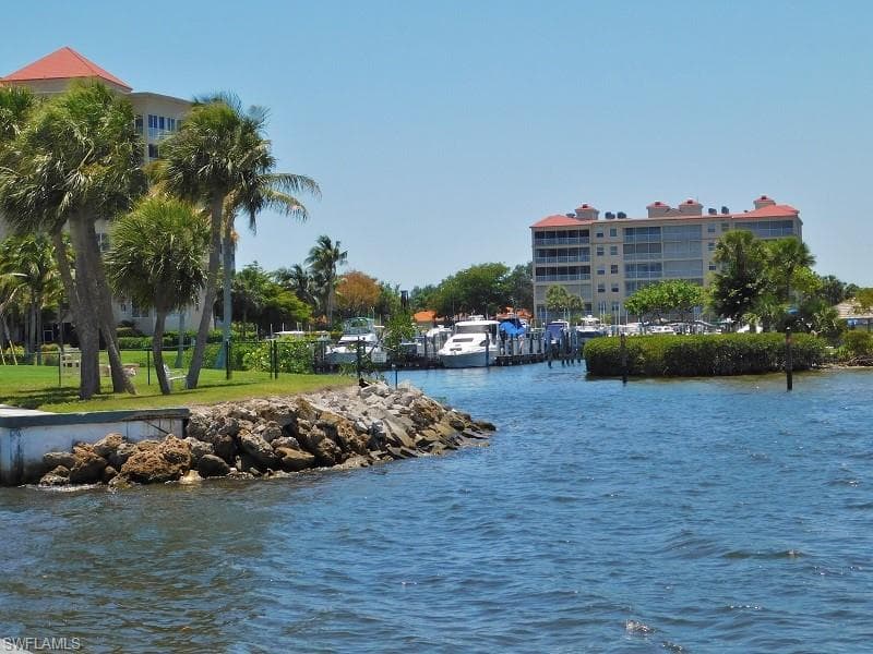 5441 Peppertree DR # 6, FORT MYERS FL 33908-44
