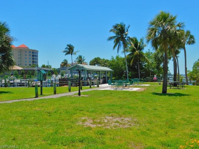 5441 Peppertree DR # 6, FORT MYERS FL 33908-43