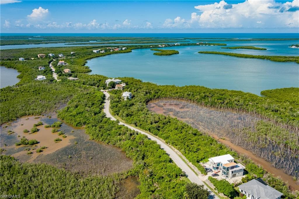 815 Whiskey Creek DR, MARCO ISLAND FL 34145-5