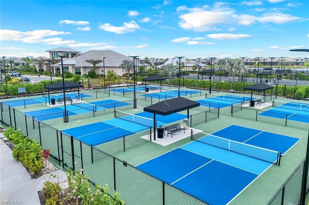 15653 Triesta LN, NAPLES FL 34114-27