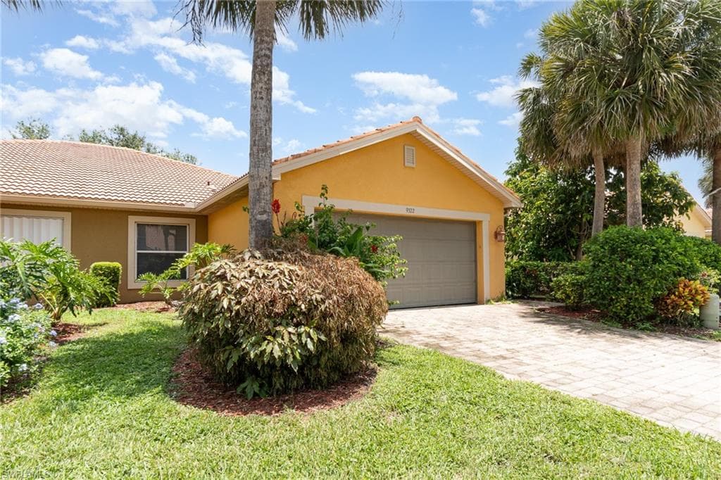 9322 Aegean CIR, LEHIGH ACRES FL 33936-1