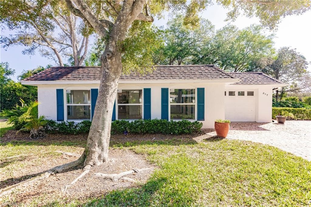 217 Yorkshire CT # 2, NAPLES FL 34112-1