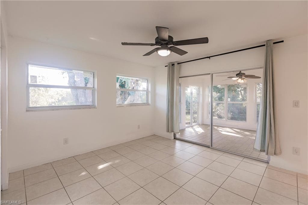 217 Yorkshire CT # 2, NAPLES FL 34112-15