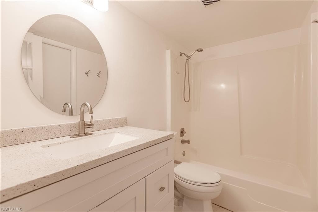 217 Yorkshire CT # 2, NAPLES FL 34112-21