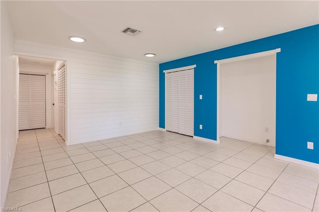 217 Yorkshire CT # 2, NAPLES FL 34112-8