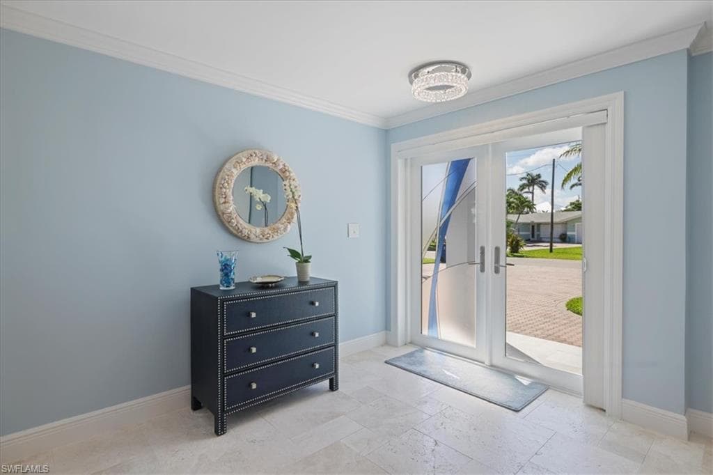 221 Albatross ST, FORT MYERS BEACH FL 33931-1