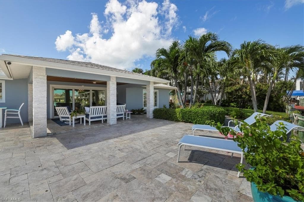 221 Albatross ST, FORT MYERS BEACH FL 33931-32