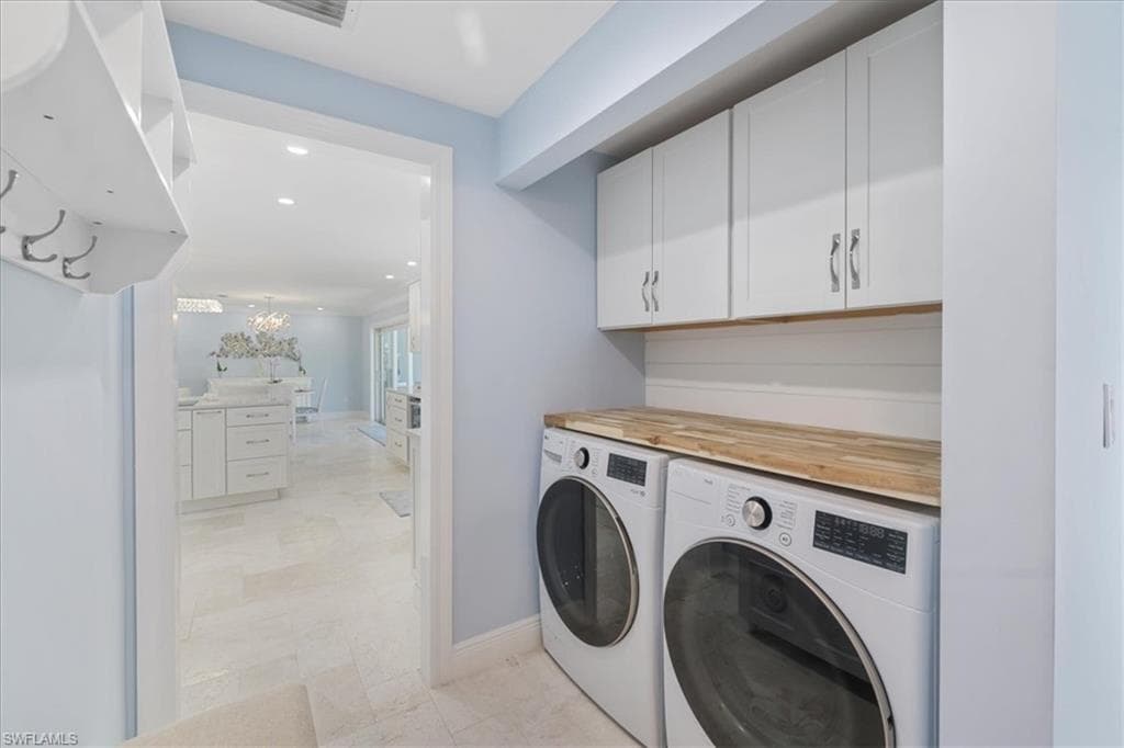 221 Albatross ST, FORT MYERS BEACH FL 33931-28