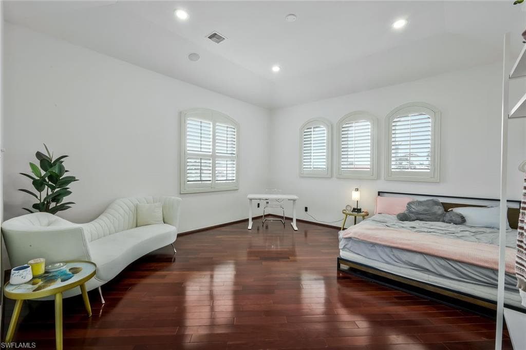 11929 Princess Grace CT, CAPE CORAL FL 33991-27