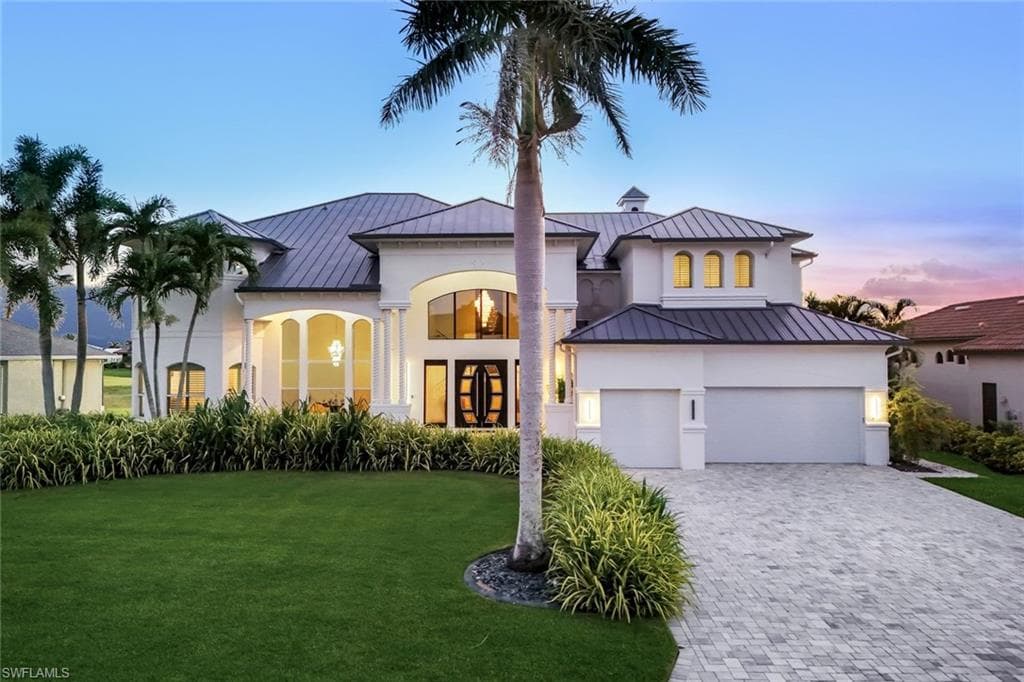 11929 Princess Grace CT, CAPE CORAL FL 33991-4