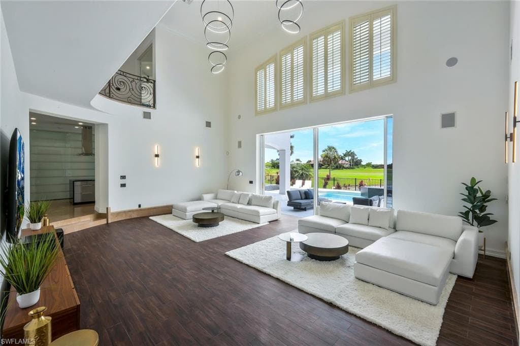 11929 Princess Grace CT, CAPE CORAL FL 33991-14