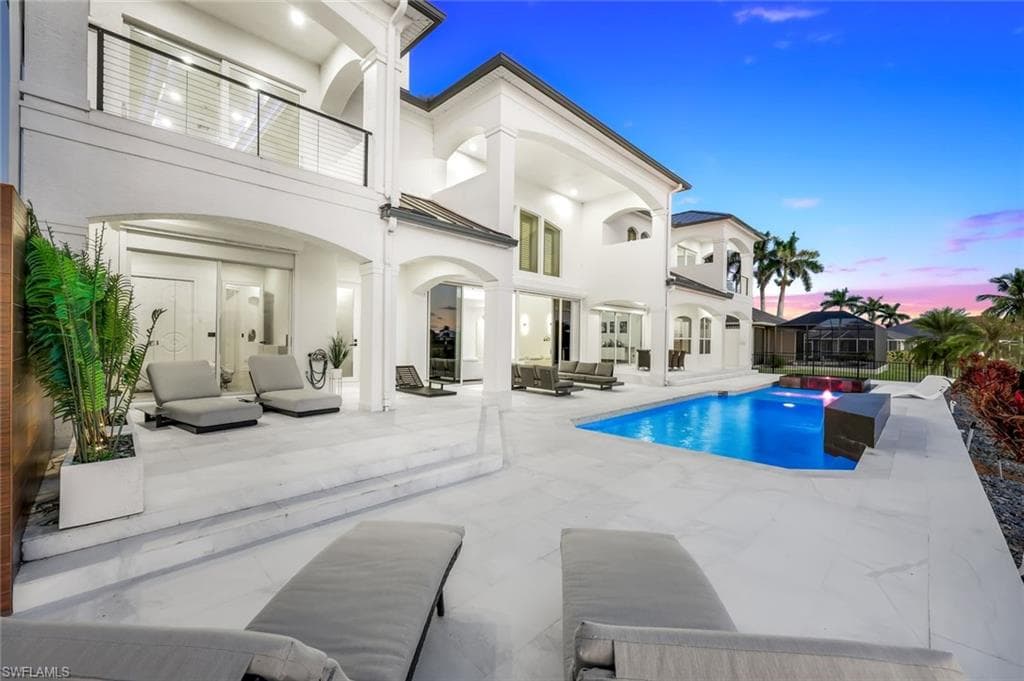 11929 Princess Grace CT, CAPE CORAL FL 33991-47