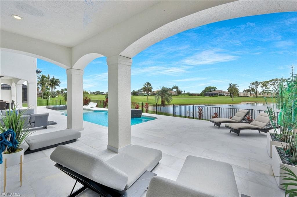 11929 Princess Grace CT, CAPE CORAL FL 33991-34