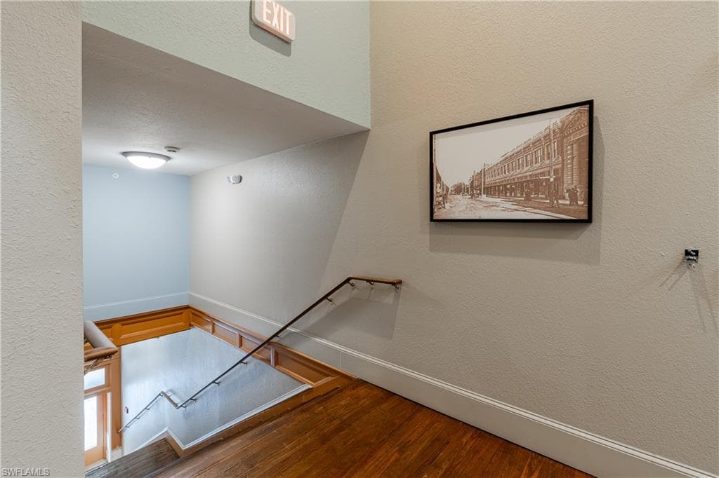 2260 1st ST # 204, FORT MYERS FL 33901-6