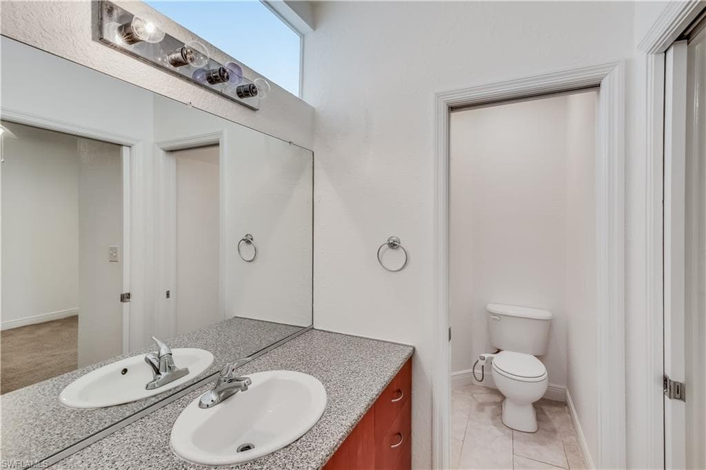 2260 1st ST # 204, FORT MYERS FL 33901-27