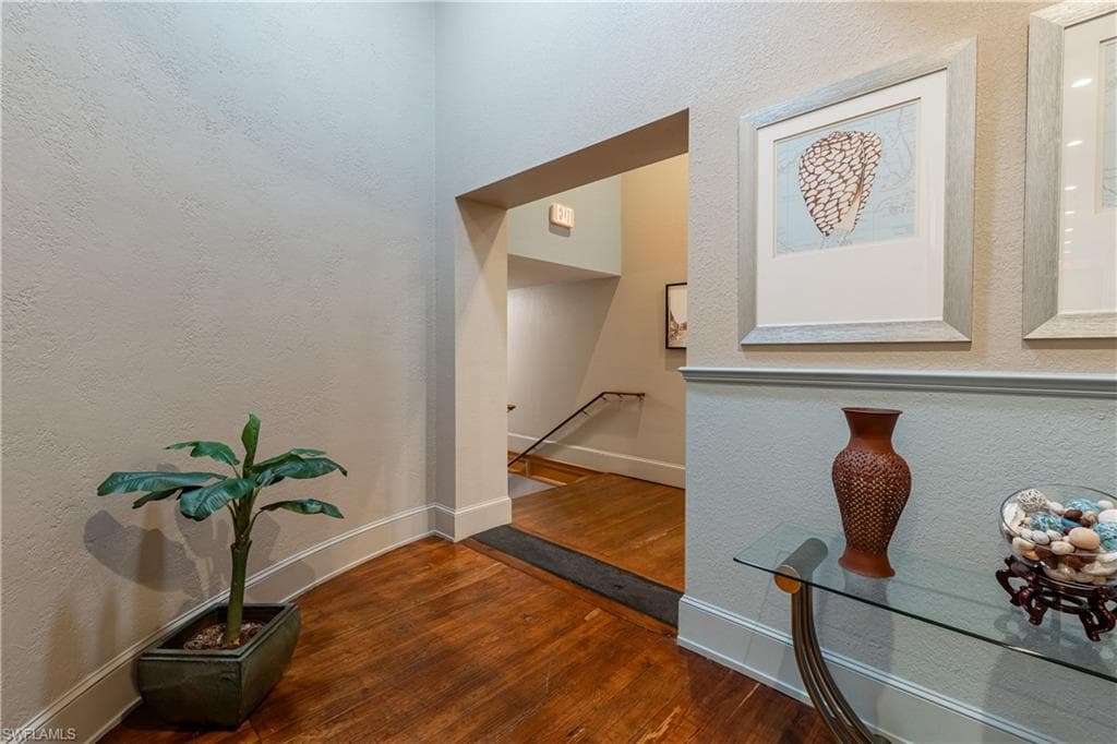 2260 1st ST # 204, FORT MYERS FL 33901-9