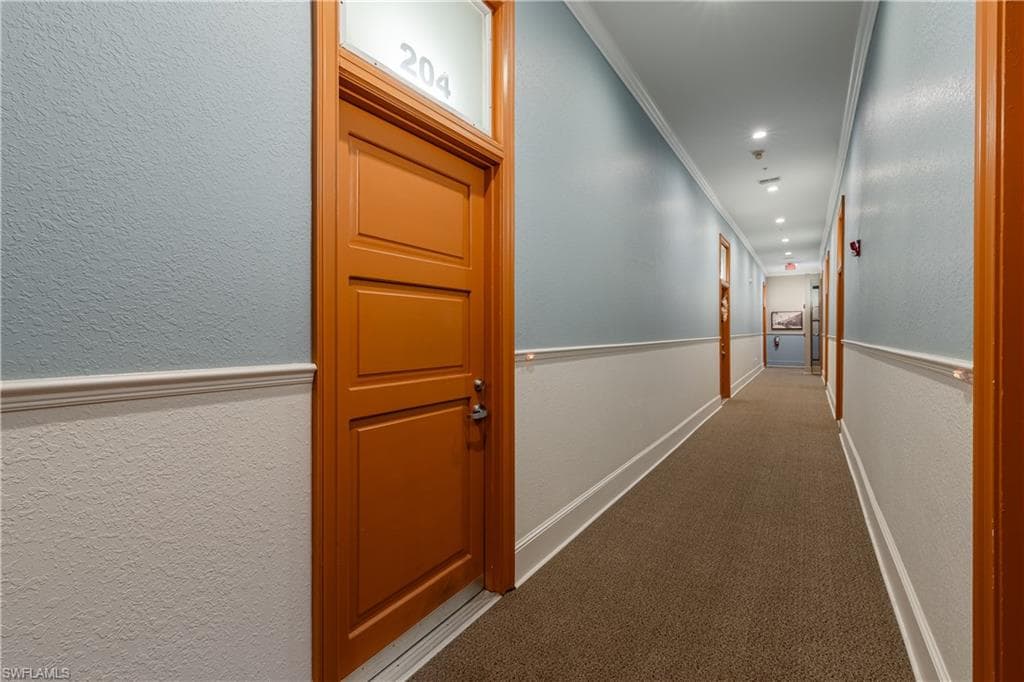 2260 1st ST # 204, FORT MYERS FL 33901-10