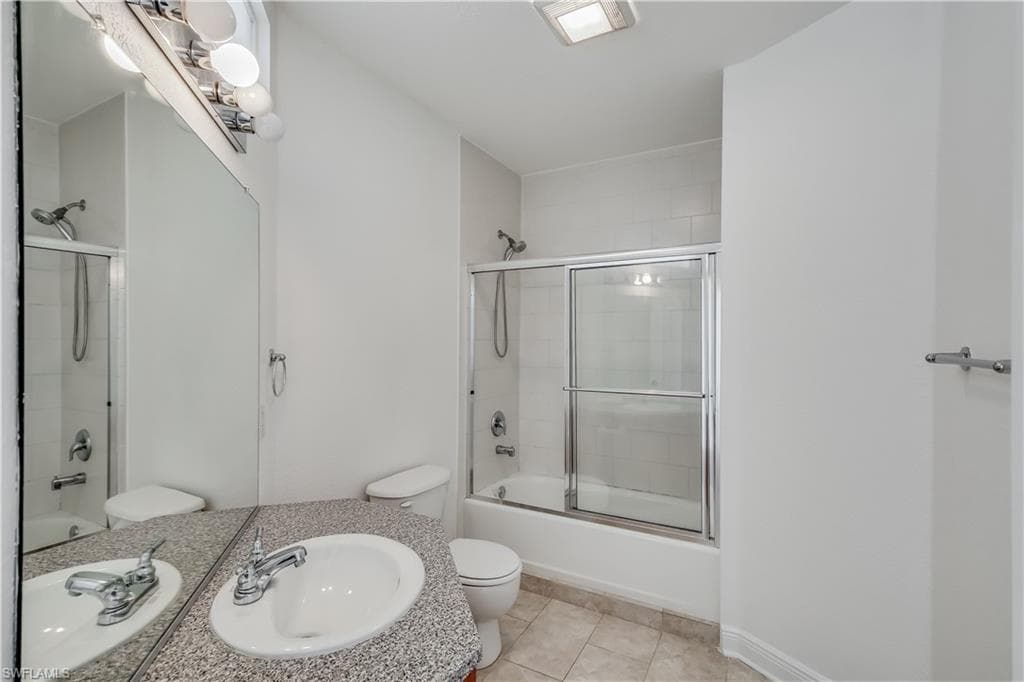 2260 1st ST # 204, FORT MYERS FL 33901-28