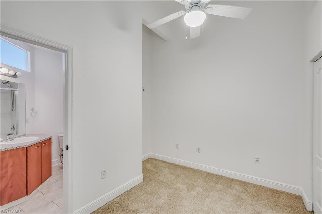 2260 1st ST # 204, FORT MYERS FL 33901-24
