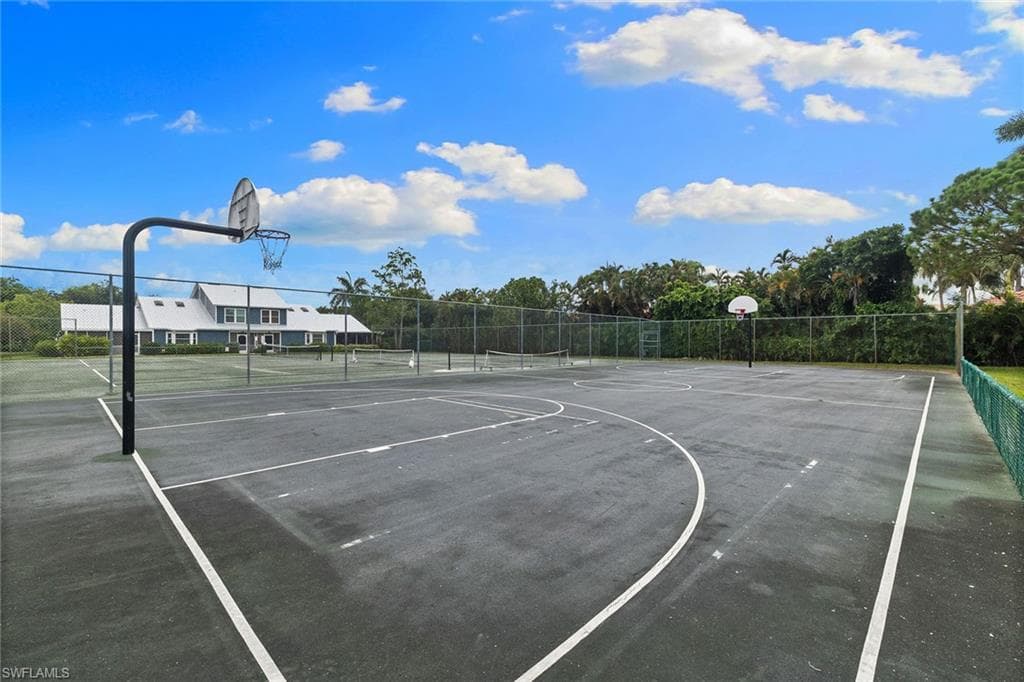 3364 Timberwood CIR, NAPLES FL 34105-27