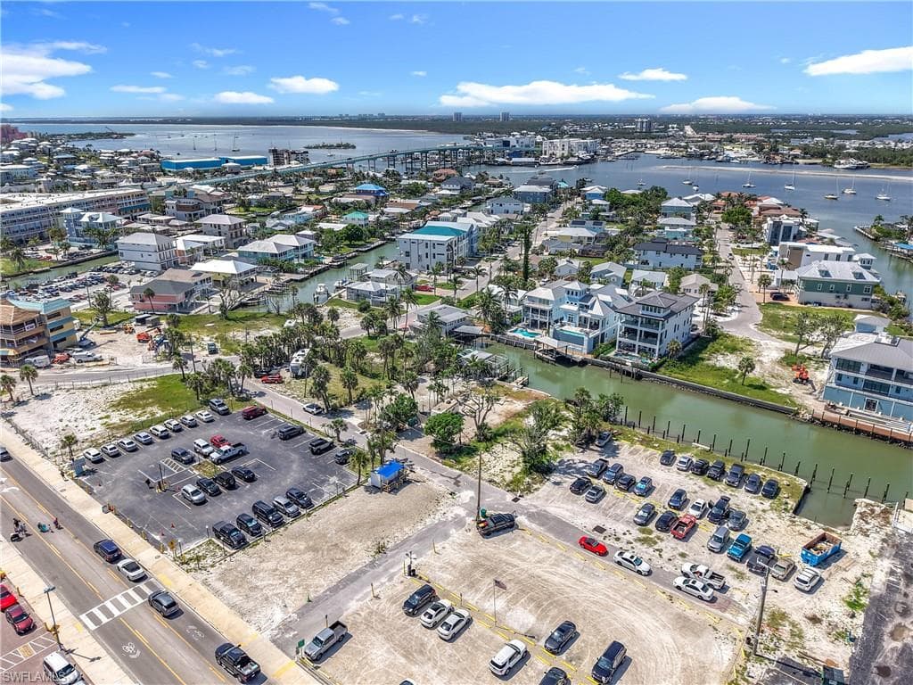 1339 Santos RD, FORT MYERS BEACH FL 33931-12