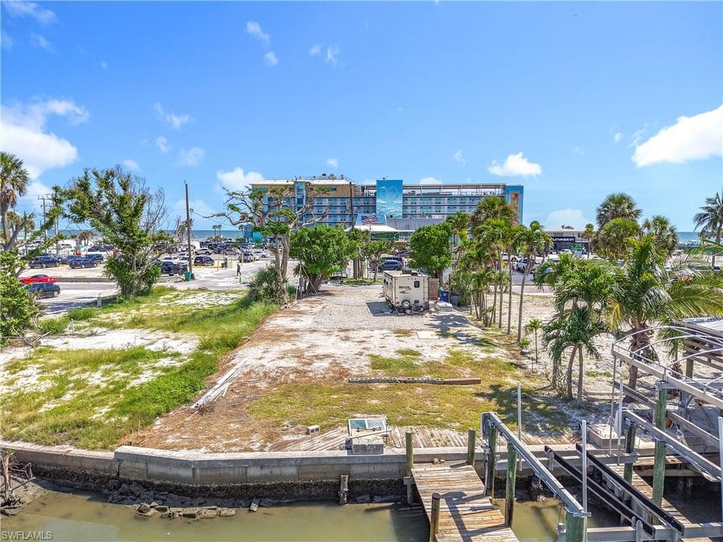 1339 Santos RD, FORT MYERS BEACH FL 33931-25