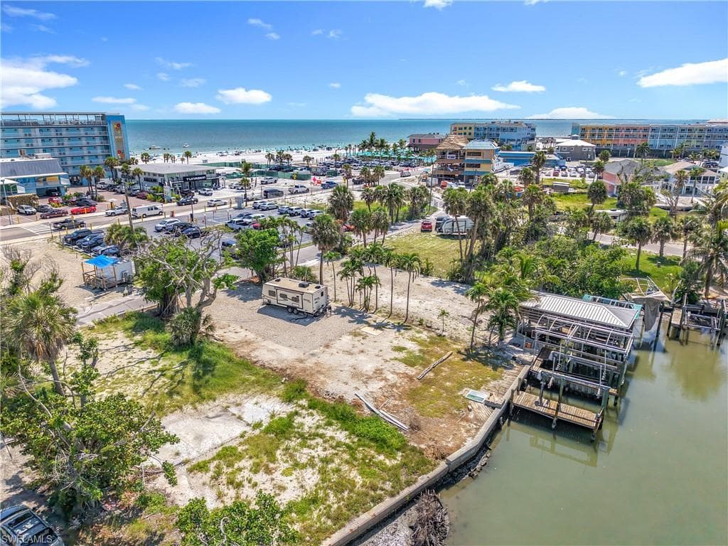 1339 Santos RD, FORT MYERS BEACH FL 33931-31