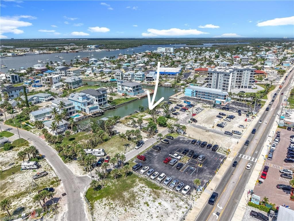 1339 Santos RD, FORT MYERS BEACH FL 33931-4