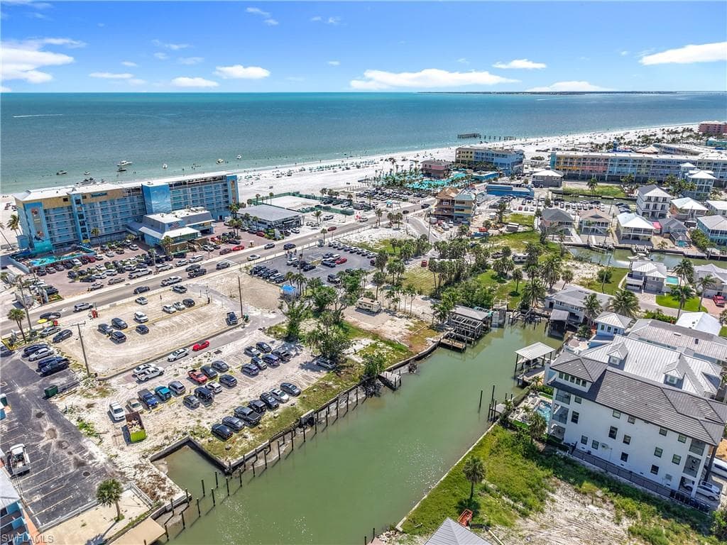 1339 Santos RD, FORT MYERS BEACH FL 33931-40