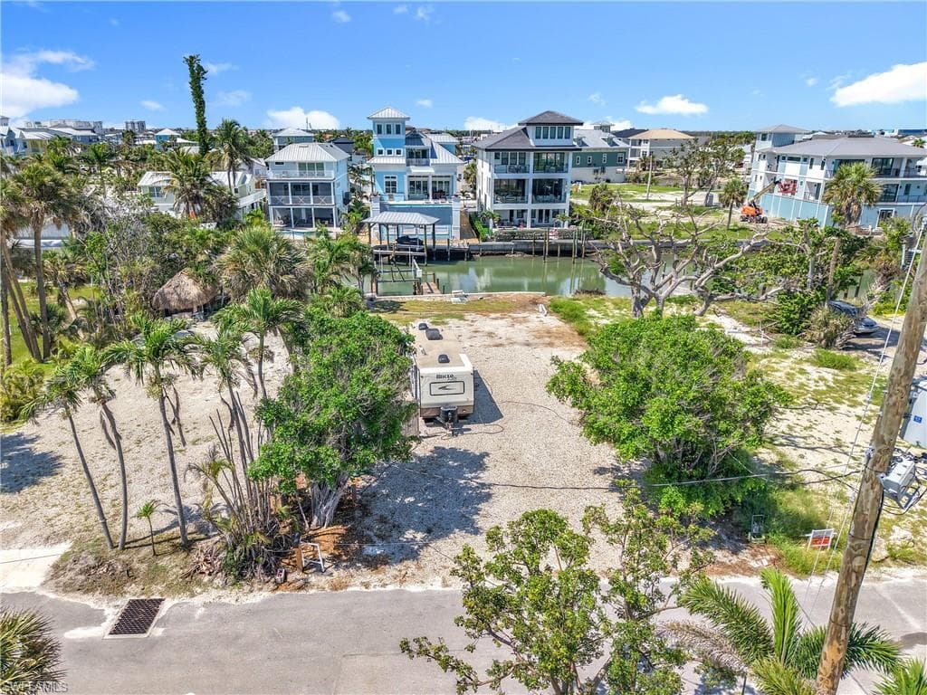 1339 Santos RD, FORT MYERS BEACH FL 33931-17