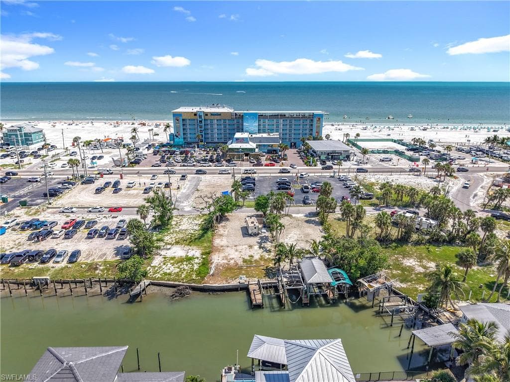 1339 Santos RD, FORT MYERS BEACH FL 33931-10