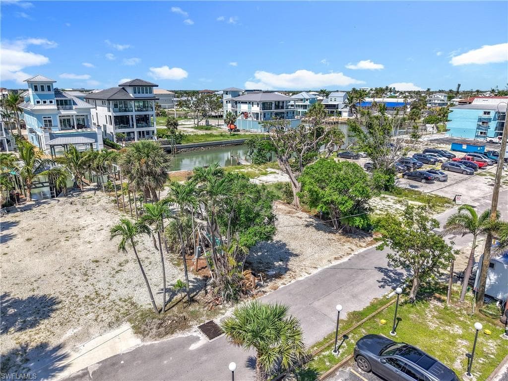 1339 Santos RD, FORT MYERS BEACH FL 33931-18