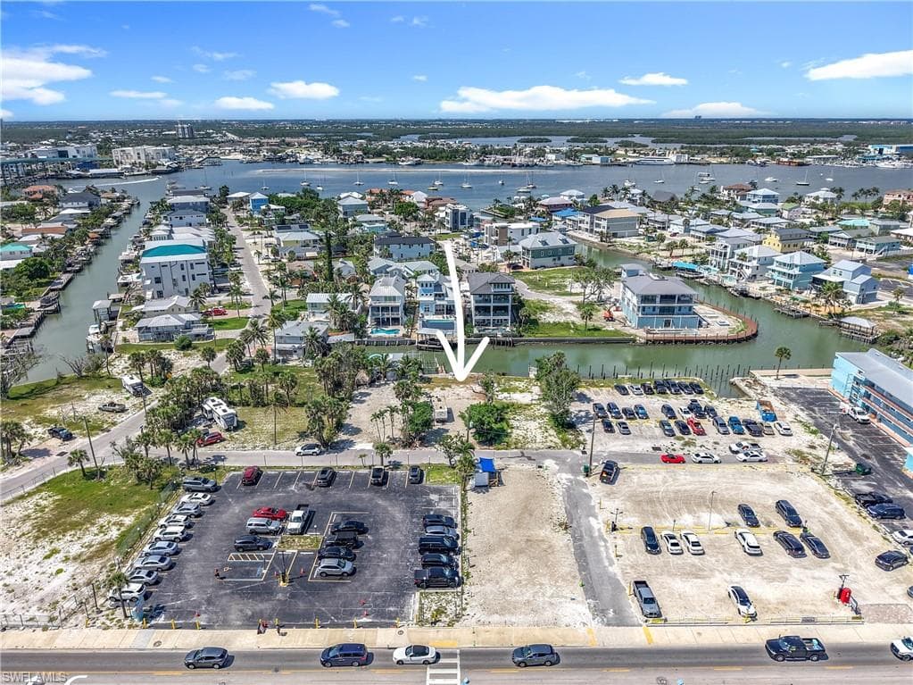 1339 Santos RD, FORT MYERS BEACH FL 33931-3