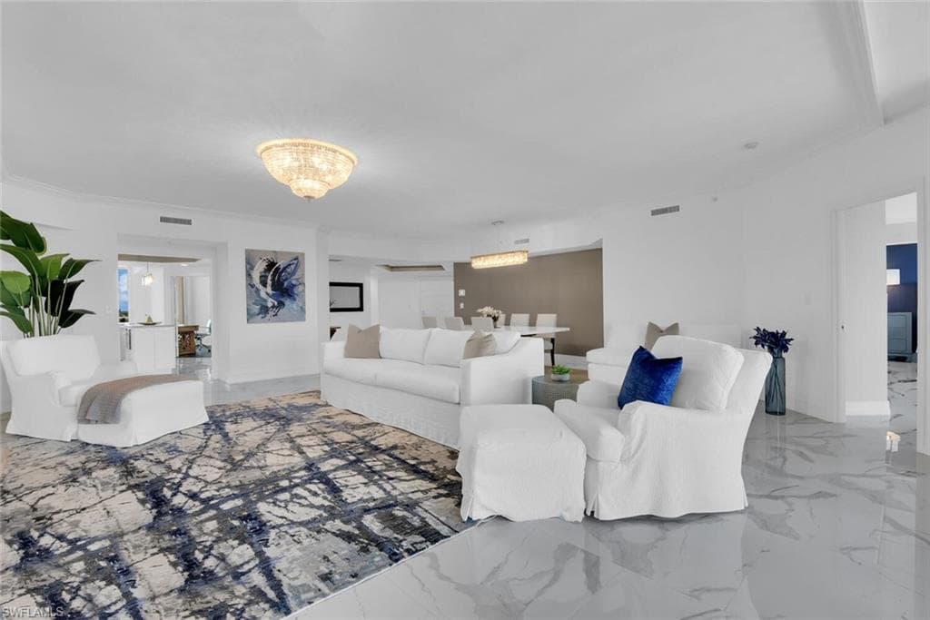 435 Dockside DR # B702, NAPLES FL 34110-4