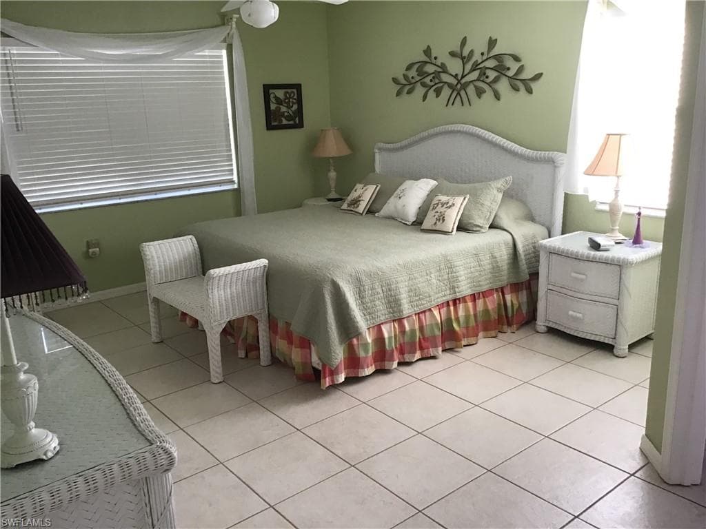 28861 Bermuda Lago CT # 105, BONITA SPRINGS FL 34134-13