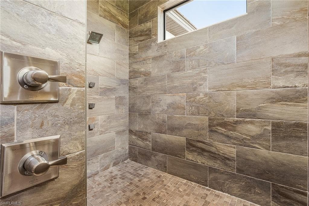 11695 Royal Tee CIR, CAPE CORAL FL 33991-25