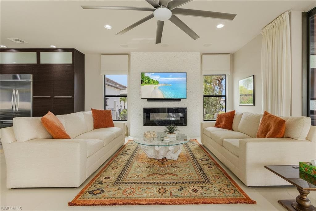 11695 Royal Tee CIR, CAPE CORAL FL 33991-9