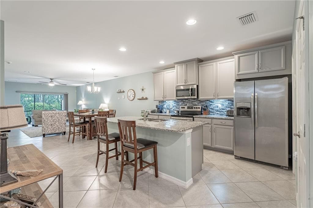 4334 Dutchess Park RD, FORT MYERS FL 33916-4