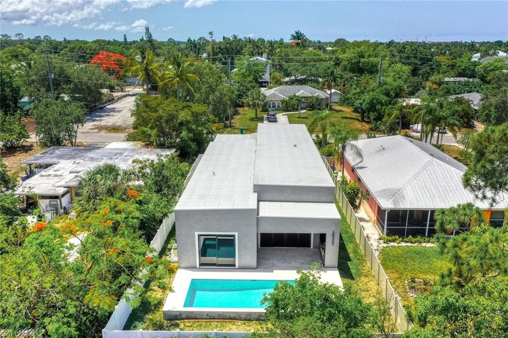 1297 Trail Terrace DR, NAPLES FL 34103-25