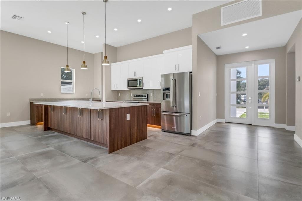 1415 13th AVE N, NAPLES FL 34102-1