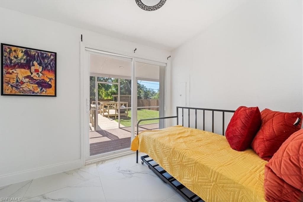 3064 Connecticut AVE, NAPLES FL 34112-15