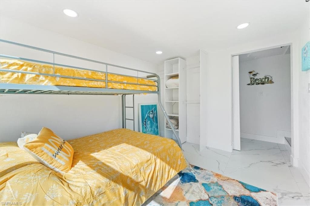 3064 Connecticut AVE, NAPLES FL 34112-18