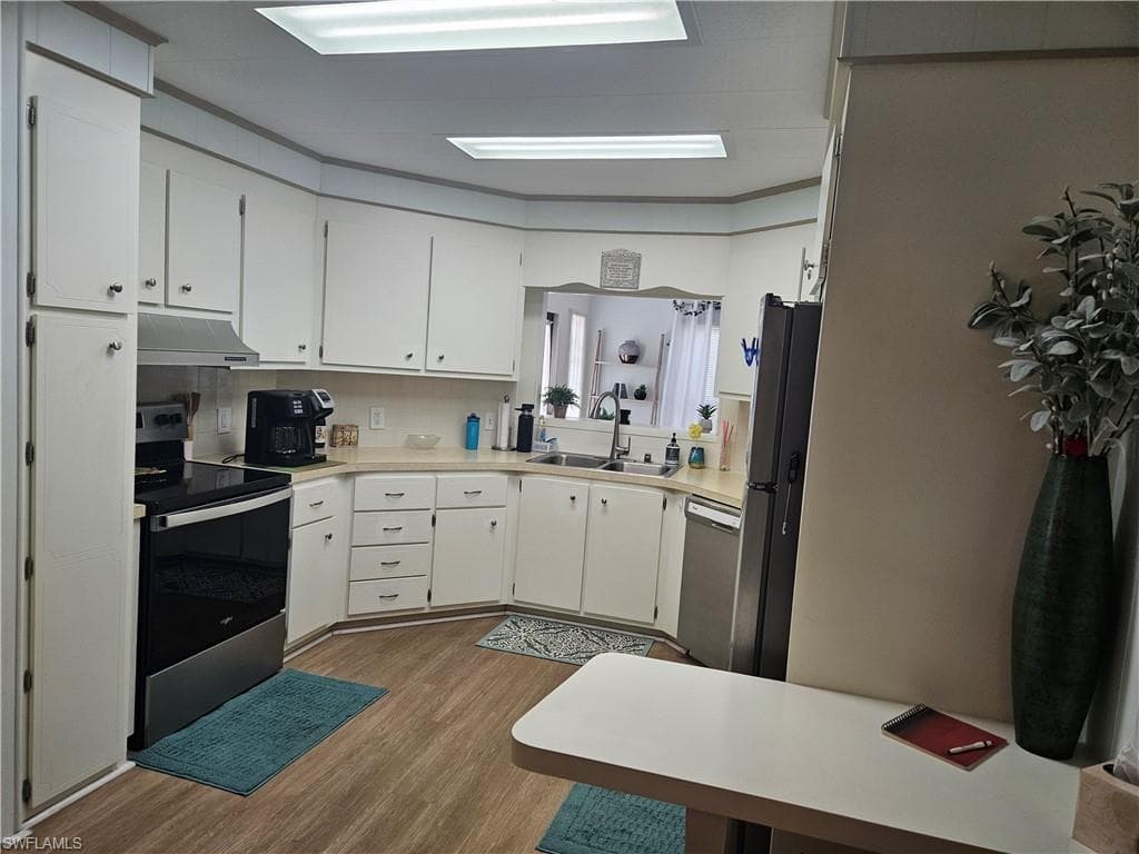 9 Amethyst AVE # 9A, NAPLES FL 34114-4