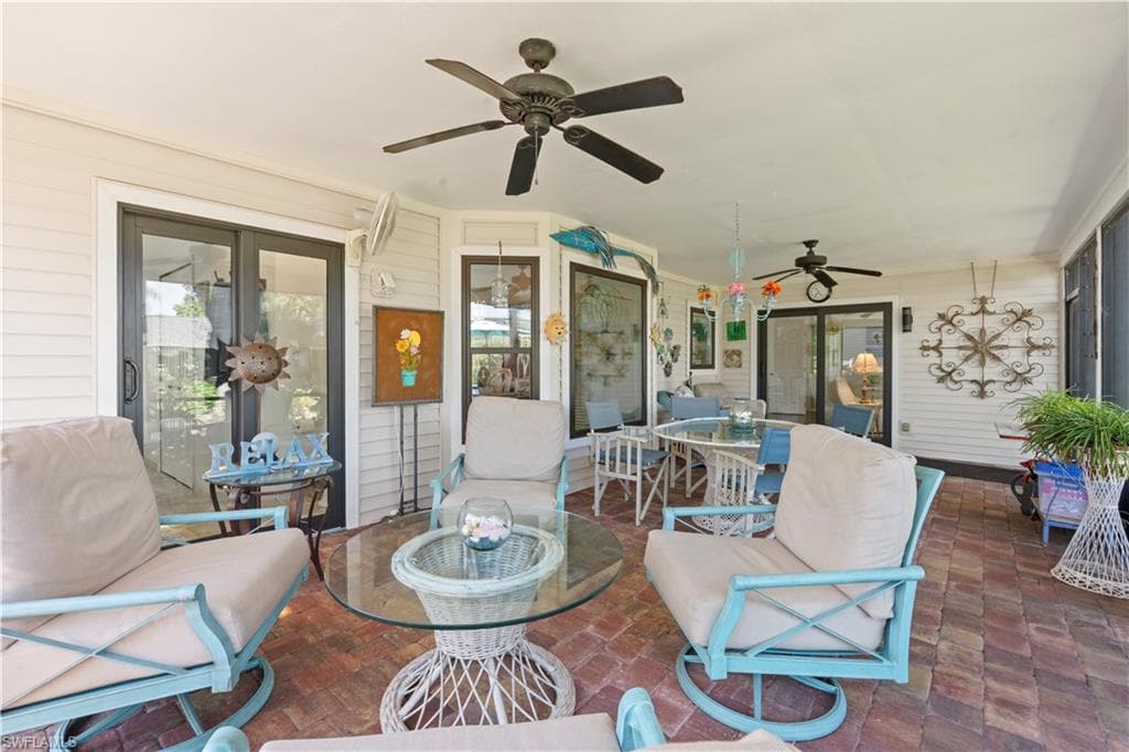 9967 Country Oaks DR, FORT MYERS FL 33967-44