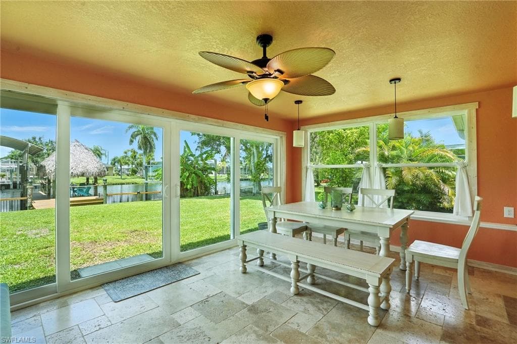 2131 Saint Croix AVE, FORT MYERS FL 33905-12