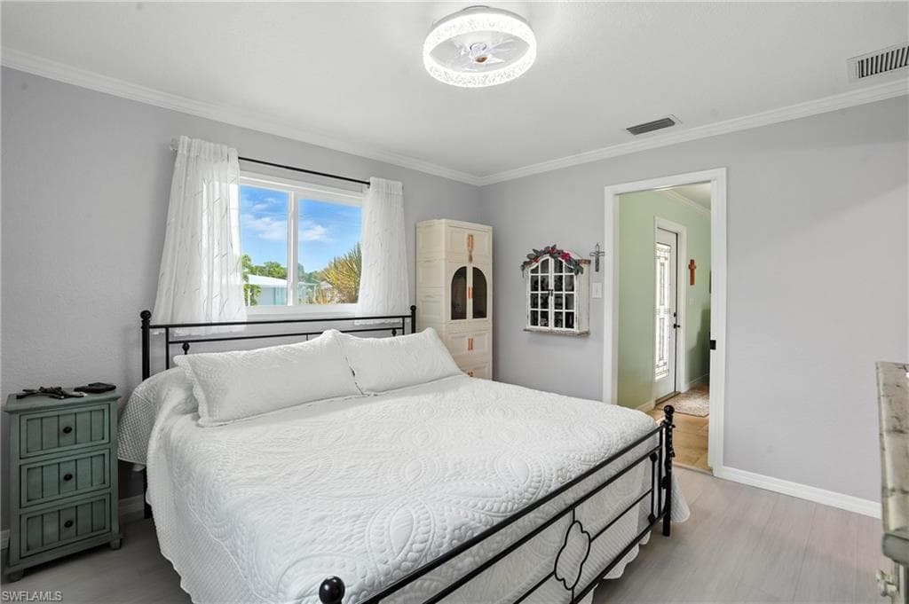 2131 Saint Croix AVE, FORT MYERS FL 33905-16