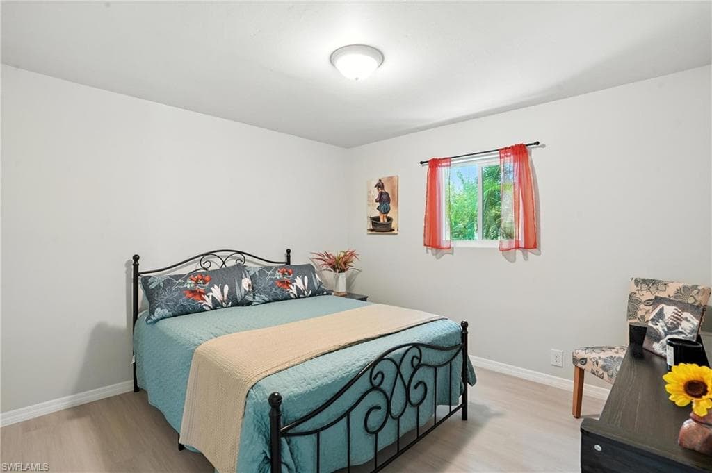 2131 Saint Croix AVE, FORT MYERS FL 33905-20