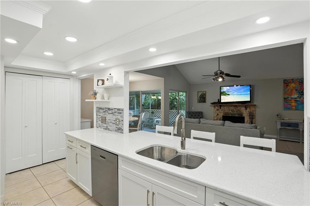 3380 Timberwood CIR, NAPLES FL 34105-5