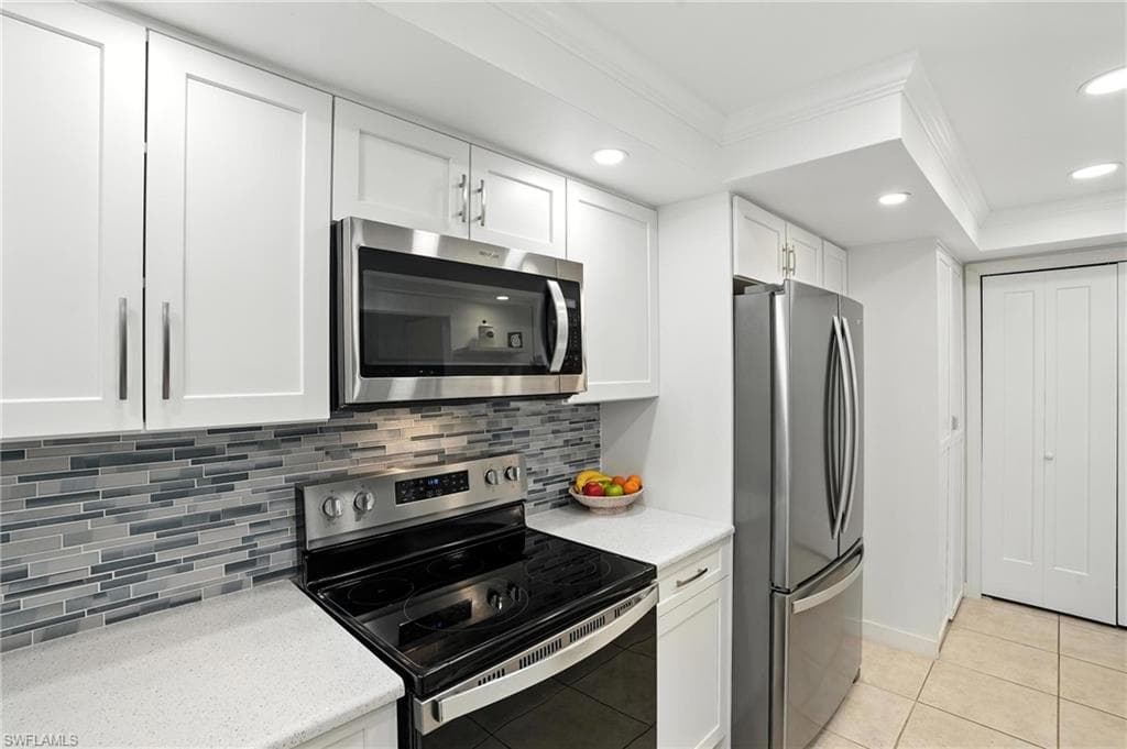 3380 Timberwood CIR, NAPLES FL 34105-6