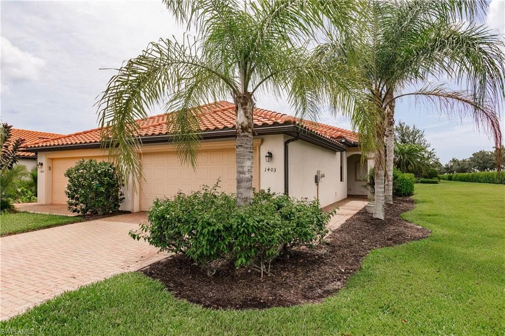 1403 Oceania DR S, NAPLES FL 34113-6